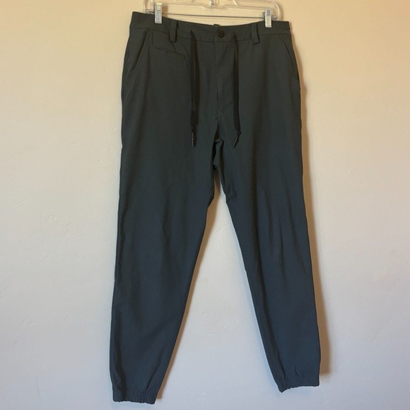 Lululemon Men’s 34 ABC Dark Grey Joggers Pants Zip Closure Drawstring Pockets - Picture 3 of 13